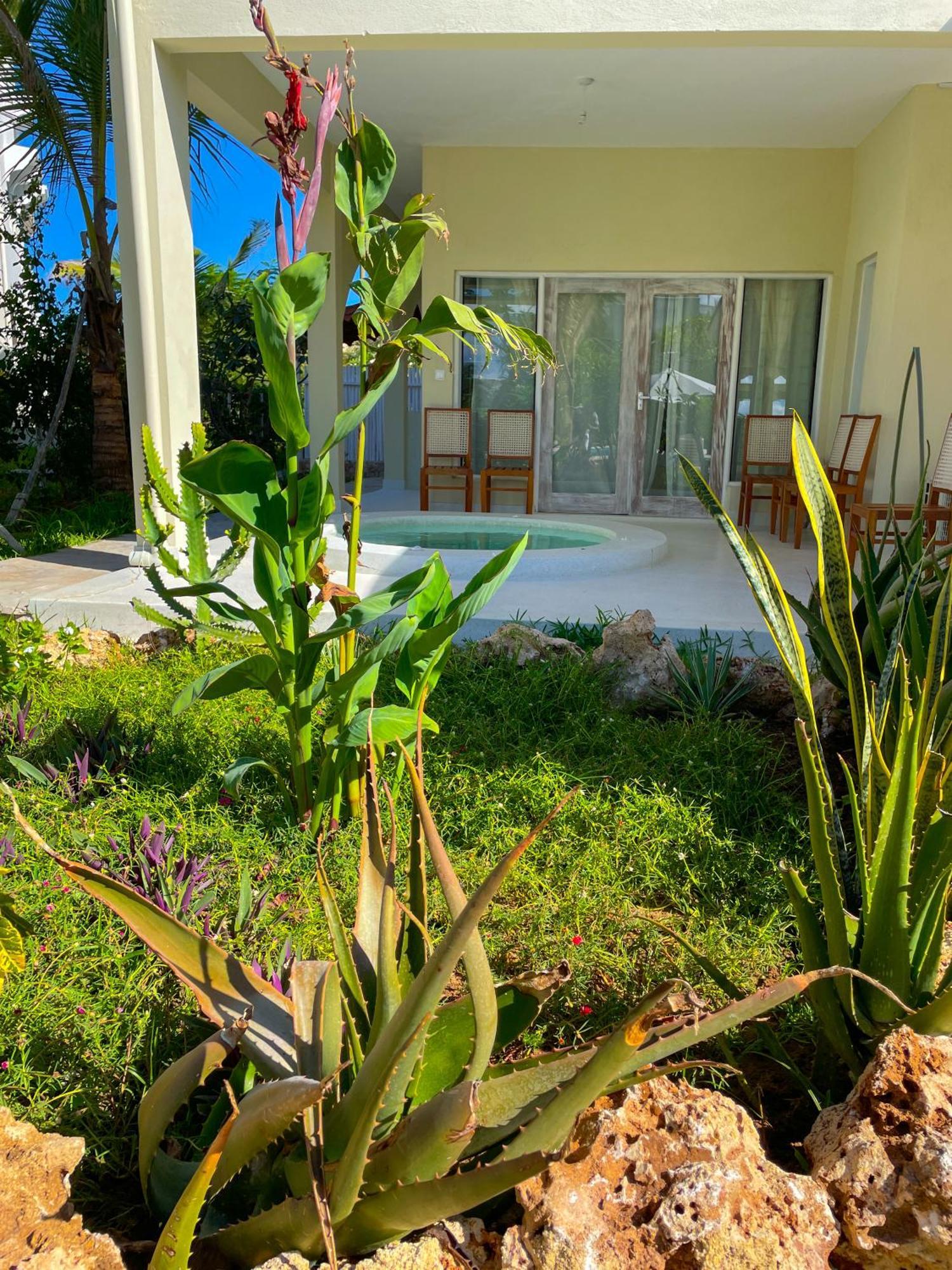 White Villa - Paparemo Beach Watamu Exterior photo
