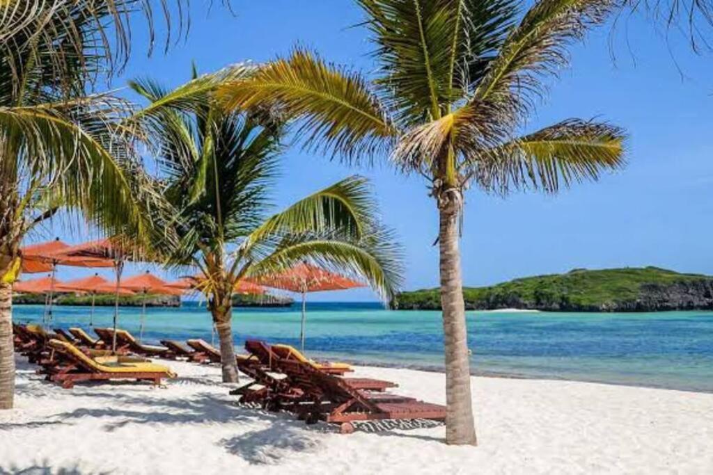 White Villa - Paparemo Beach Watamu Exterior photo