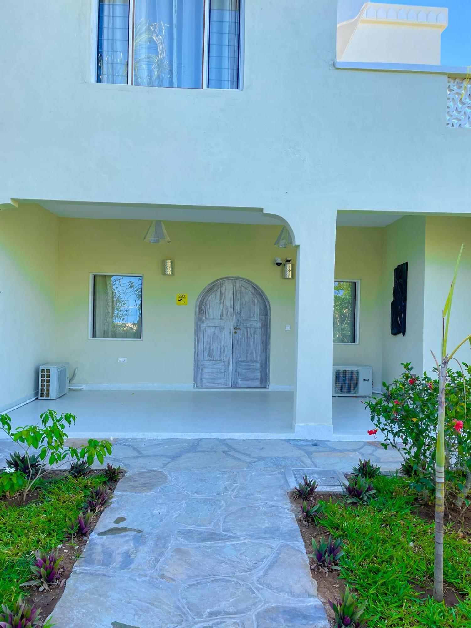 White Villa - Paparemo Beach Watamu Exterior photo