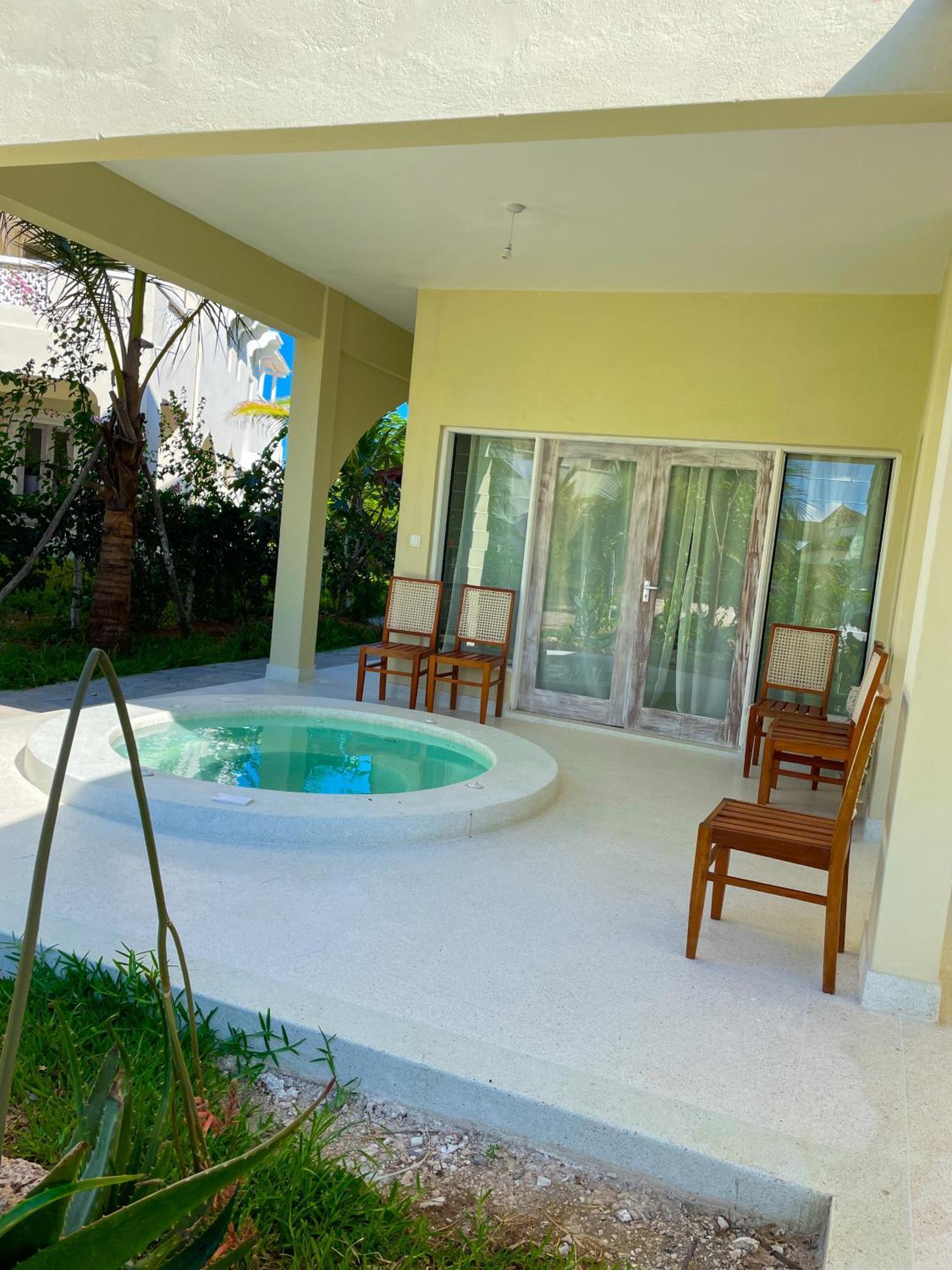 White Villa - Paparemo Beach Watamu Exterior photo